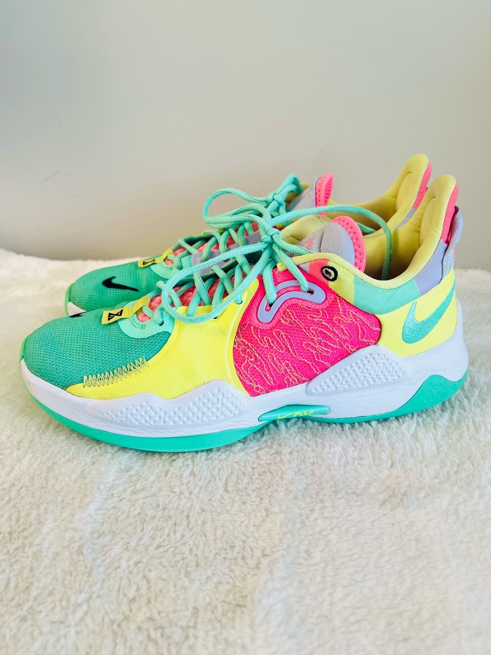 Nike PG 5 Paul George EP ‘Daughters' Basketball Shoes